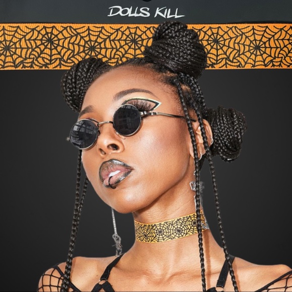 I STAY SPOOKY SPIDERWEB CHOKER NWT - Picture 2 of 5